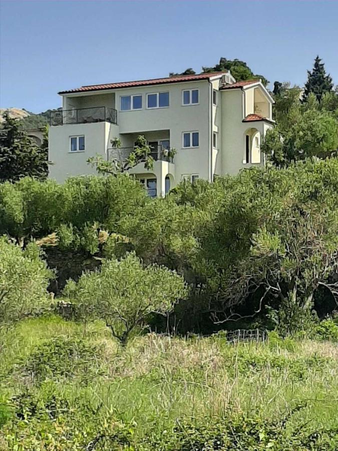 Apartment Mia Rab Town Bagian luar foto