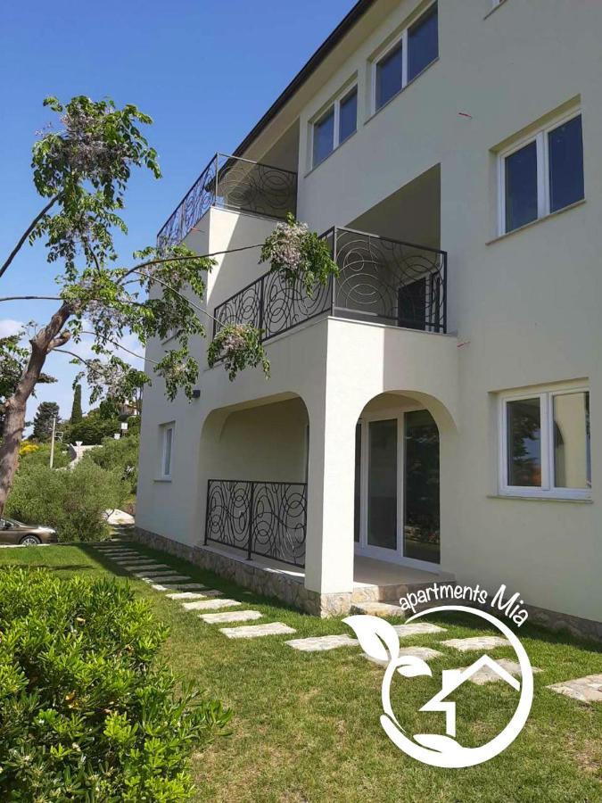 Apartment Mia Rab Town Bagian luar foto