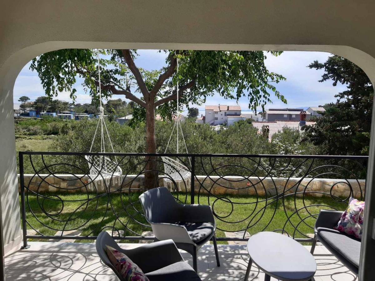 Apartment Mia Rab Town Bagian luar foto