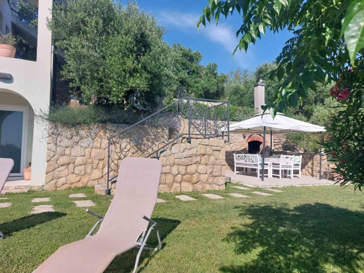 Apartment Mia Rab Town Bagian luar foto
