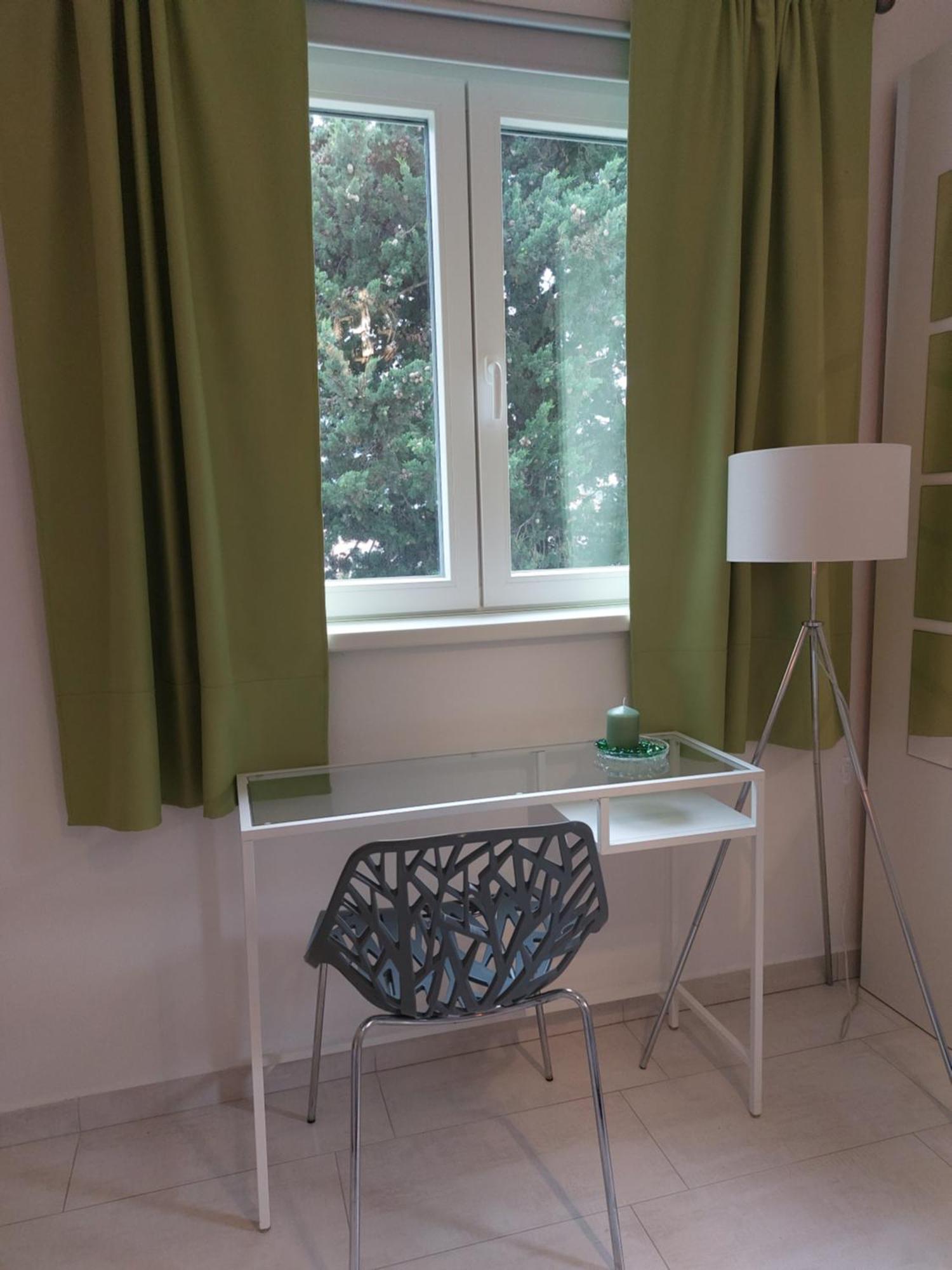 Apartment Mia Rab Town Bagian luar foto