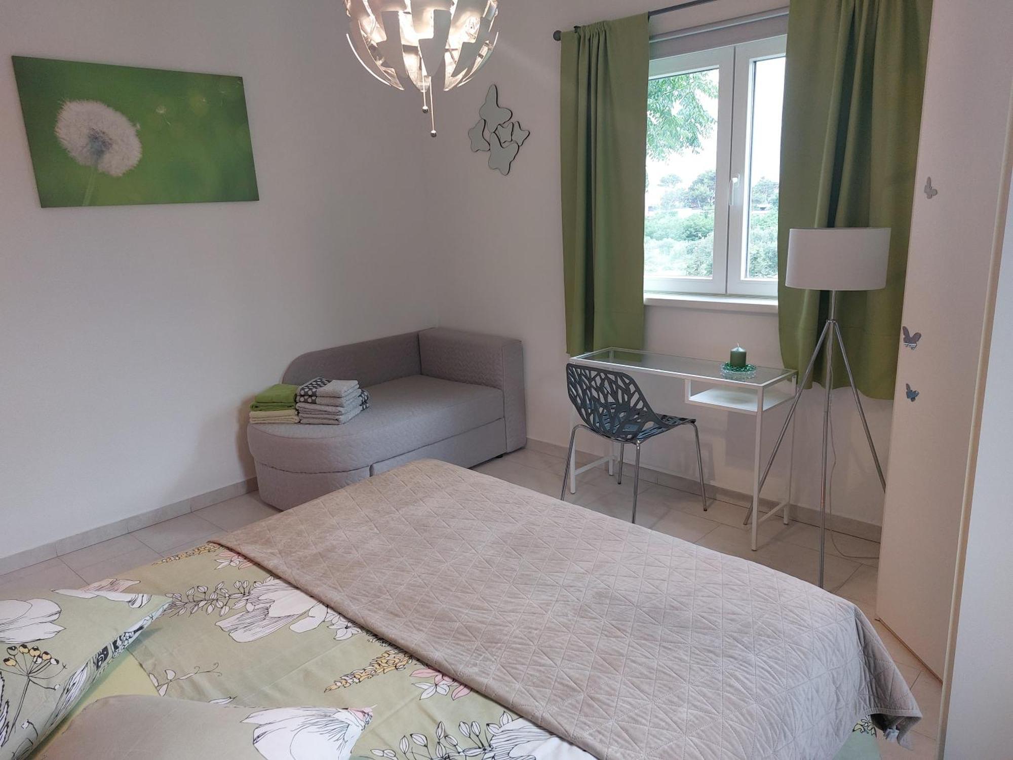 Apartment Mia Rab Town Bagian luar foto