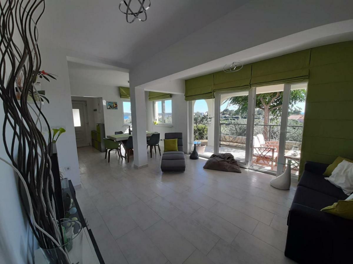 Apartment Mia Rab Town Bagian luar foto